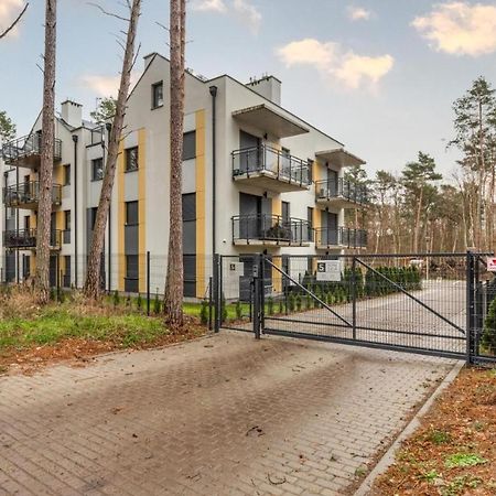 Apartament By Karol Мендзиводзе Екстериор снимка